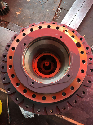 Gearbox Model ZX670LCH-3 Travel Gearbox With Multiple Compartments 4641493