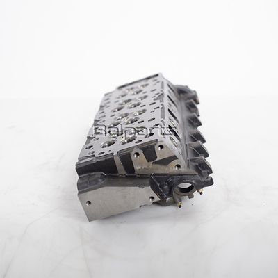 ZAX200 4HK1 Engine Cylinder Head For Engine 8-98170619-0 8-98170617-0