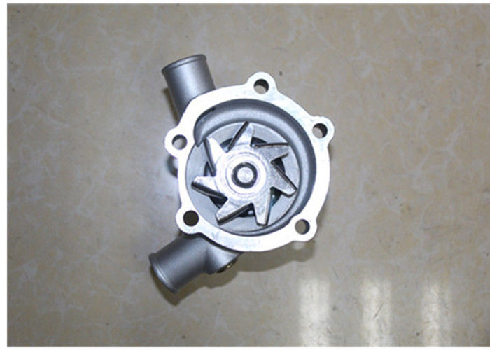 High Pressure Excavator Spare Parts Engine Water Pump 3D84 YM129327-42100