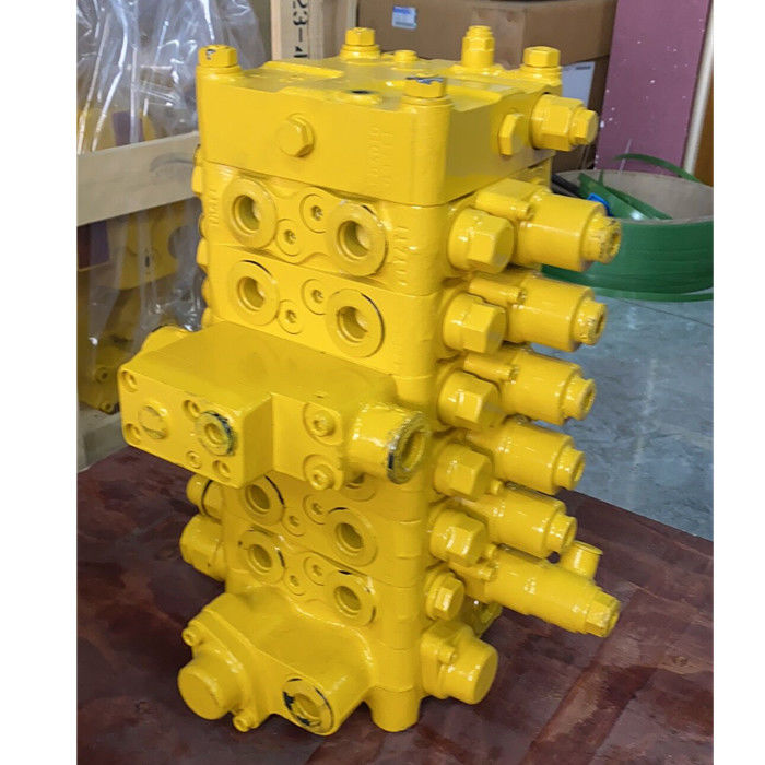 Excavator Hydraulic Main Control Valve 7233610105 PC1206 Control Valve