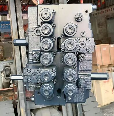 R300LC-9S R300-9S Hydraulic Main Control Valve Assy for Hyundai Excavator Spare Parts 31Q8-17000P Distribution Valve Assembly OEM