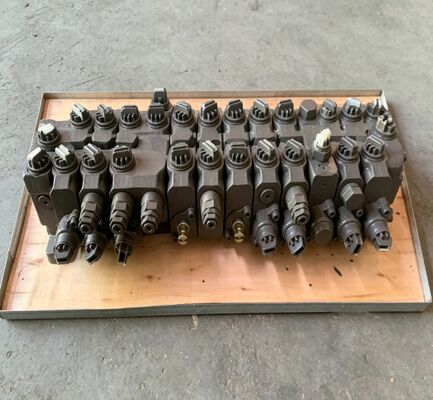 EC55B Hydraulic Main Control Valve Assy for Excavator Spare Parts VOE14536843 Distribution Valve Assembly OEM