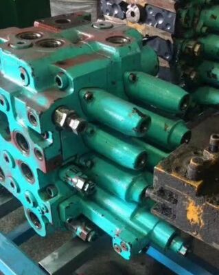 SK200-5 Hydraulic Main Control Valve Assy for Kobelco Excavator Spare Parts LQ30V00026F1 Main Control Valve OEM