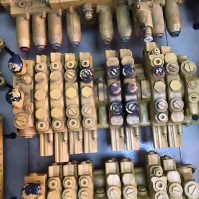 305.5 306 307 Hydraulic Main Control Valve Assy for Excavator Spare Parts 298-2877 2982877 Main Control Valve OEM