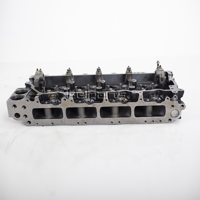 ZAX200 4HK1 Engine Cylinder Head For Engine 8-98170619-0 8-98170617-0
